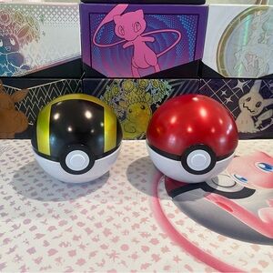 ✨ POKEBALL filled with POKEMON CARDS ✨